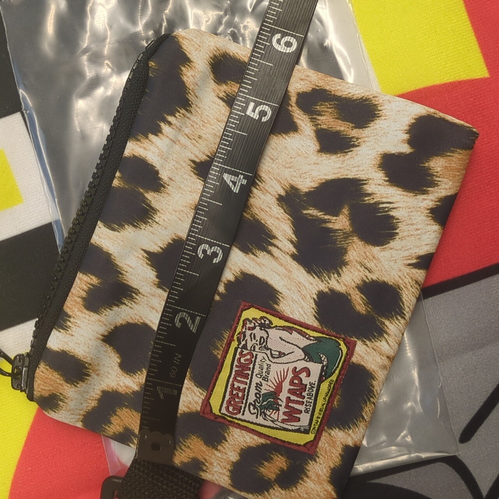 WTAPS - Leopard Print Pouch Wallet - Picture 7 of 7